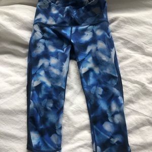 Lululemon cropped leggings